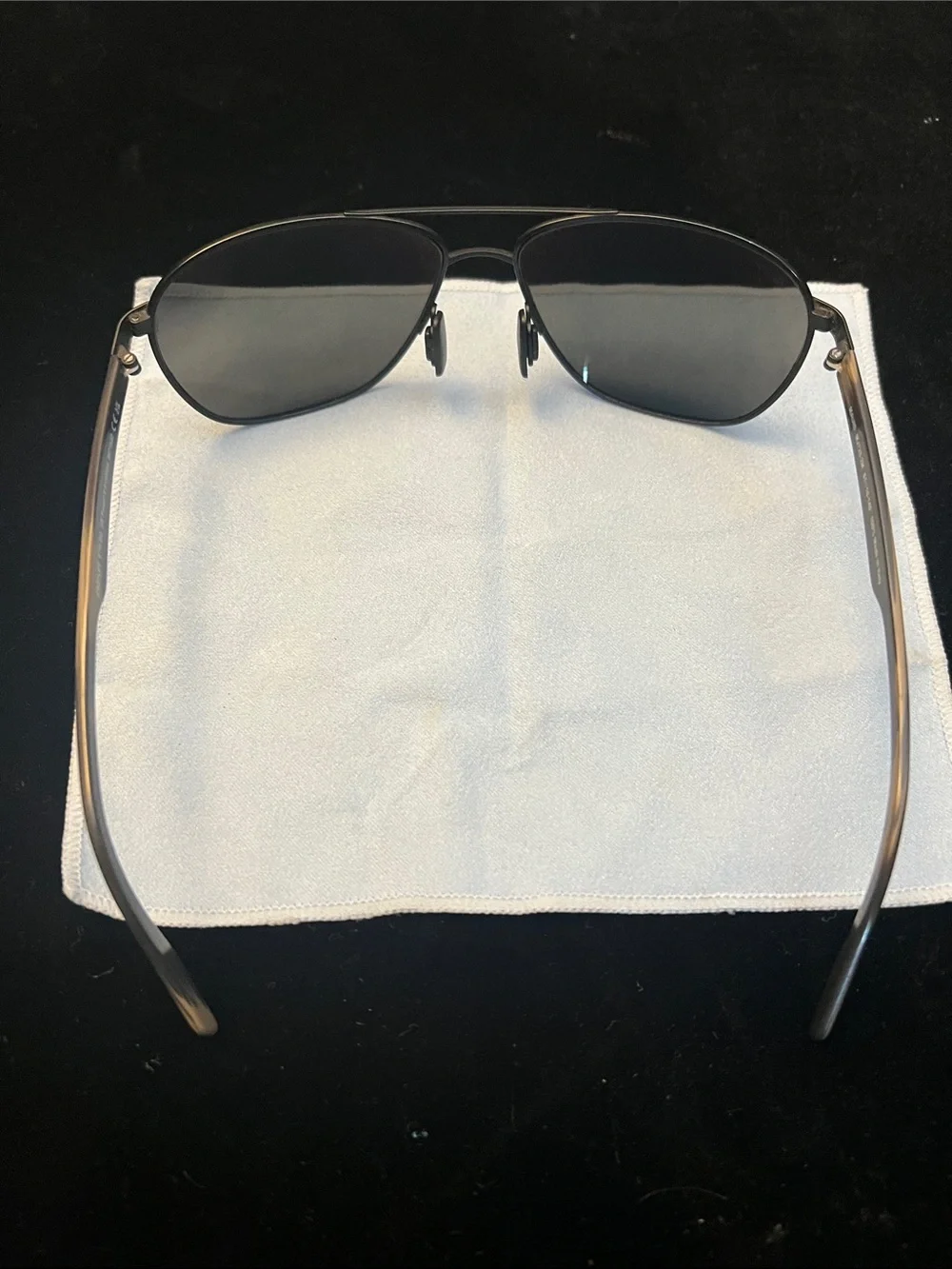 Maui Jim Castles Black Frame Sunglasses with Dark Lenses made in Italy 🇮🇹